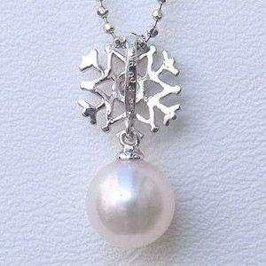 雪の結晶 ペンダントトップ 真珠 プラチナ ネックレスペンダント