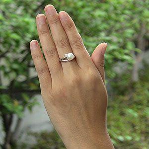 パールリング 普段使い パール リング k18 k18 18金 真珠指輪 本真珠 ダイヤモンド ホワイトゴールド 冠婚葬祭 プレゼント ギフト ご褒美 自分買い puの画像