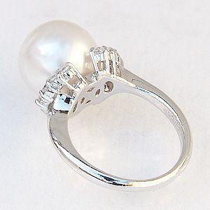 PT900 南洋白蝶真珠 ダイヤモンドリング 14.5mmD0.4ct＃12