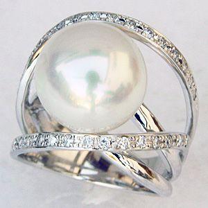 13mm白蝶パール1.85ctダイヤモンドリングpt900