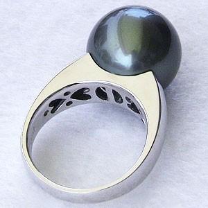 【新品】agete 黒真珠　指輪 パール リング 真珠リング 指輪 ブラックパール 黒真珠 ダイヤモンド
