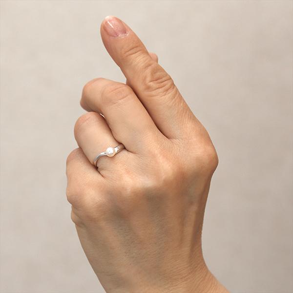 パール リング カジュアル 普段使い プラチナ 真珠リング パール指輪 ベビーパール 真珠 アコヤ あこや 4.5-5mm シンプル 送料無料 レディース プレゼント puの画像
