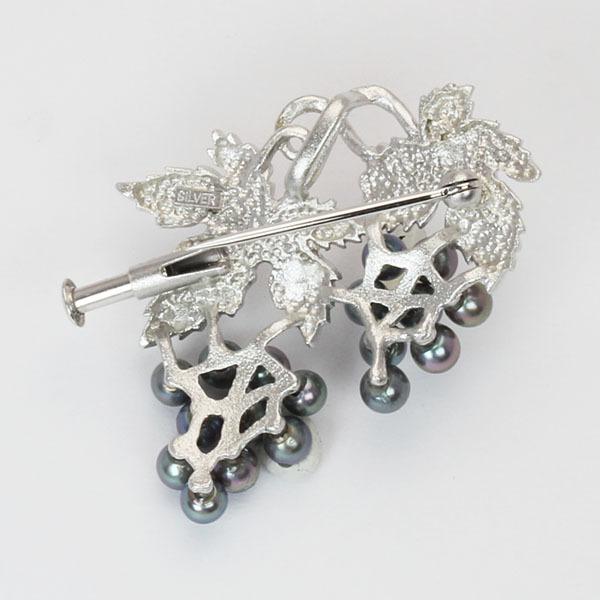 パール ブローチ 真珠 フォーマル ユニセックス 本真珠 ブドウ ぶどう