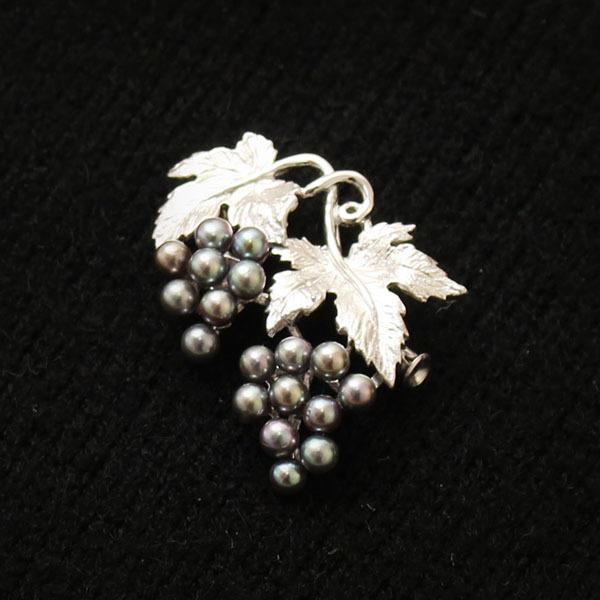 パール ブローチ 真珠 フォーマル ユニセックス 本真珠 ブドウ ぶどう