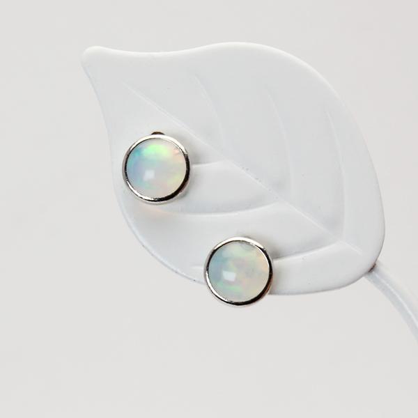 オパール ピアス スタッドピアス プラチナ pt900 10月誕生石 オパール