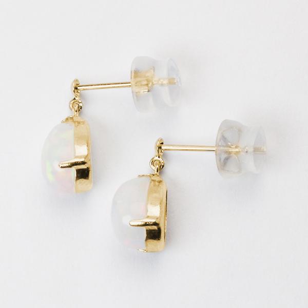 オパール ピアス k18 イエローゴールド 18金 18k 揺れる スタッド