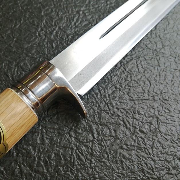 土佐打刃物 両刃 剣鉈210mm 磨 ステンツバ付口金付 青鋼 皮 土佐打刃物 両刃 剣鉈210mm 磨 ステンツバ付口金付 青鋼 皮