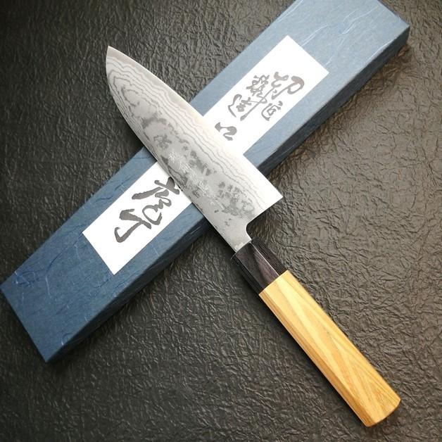 越前数馬作 銀龍 積層ダマスカス青二鋼 三徳包丁165mm 欅八角柄 文化
