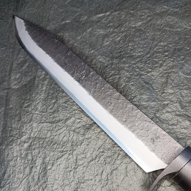 土佐打刃物 青二鋼ダマスカス 本職用 両刃 剣鉈240mm 黒鎚目 土佐打刃物 青二鋼ダマスカス 本職用 両刃 剣鉈240mm 黒鎚目