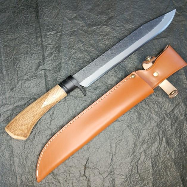 土佐打刃物 青二鋼ダマスカス 本職用 両刃 剣鉈240mm 黒鎚目 土佐打刃物 青二鋼ダマスカス 本職用 両刃 剣鉈240mm 黒鎚目