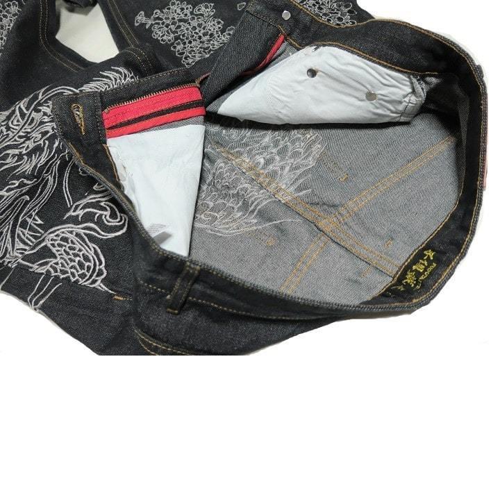 不倶戴天 デニムパンツ 龍 大きいサイズ 刺繍 極太 XL 和柄 ドラゴン 赤 不倶戴天 デニムパンツ 龍 大きいサイズ 刺繍 極太 XL 和柄