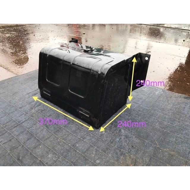 トラック ダンプ 鉄製道具箱 工具箱 道具入れ 縦370mm 横240mm 高さ 