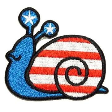 アイロンワッペン ワッペン キュート・ハート 刺繍ワッペン かたつむり