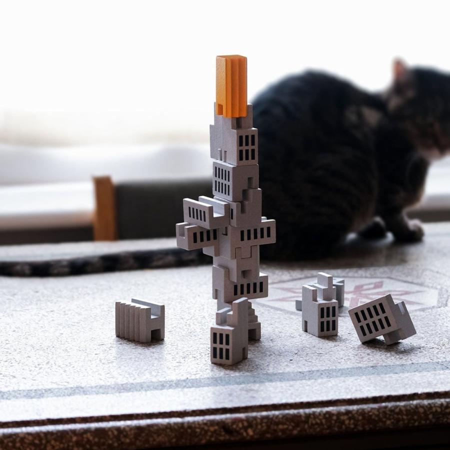A Tangible Future Brutalist Tower ブルータリストタワー スタッキングゲーム おもちゃ 積み木 ブルータリズム建築の画像