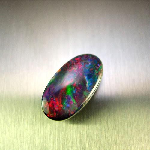 新春セール ブラックオパール　2.14ct　ジュエリールース dt275 【NAN1602636382】(57915円)