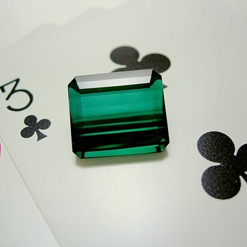 大粒グリーントルマリン 13.57ct ジュエリールース dt353 : ジュエリー 