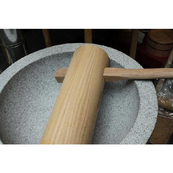 【新品】大人用杵　けやき 杵 丸型3.5寸 餅つき杵 ・材質 けやき(樫柄付) ・柄長さ90cm ・重さ約