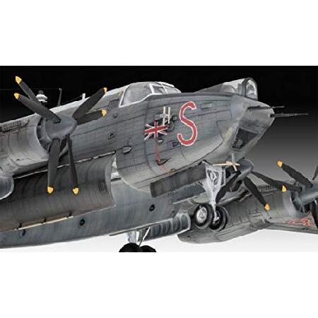 ドイツレベル 1/72 イギリス空軍 アブロ シャクルトン MR.3 プラモデル 03873 