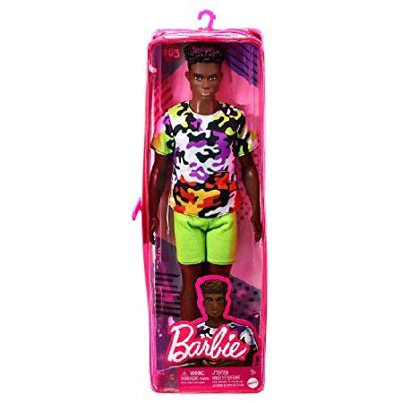 セール日本 Barbie Ken Fashionistas Doll， Broad， Black Curly Hair， Multi-Colored Camo Print Shirt， Neon Green Shorts， Silvery Sneakers， Toy for Kids 3 to 8 Years