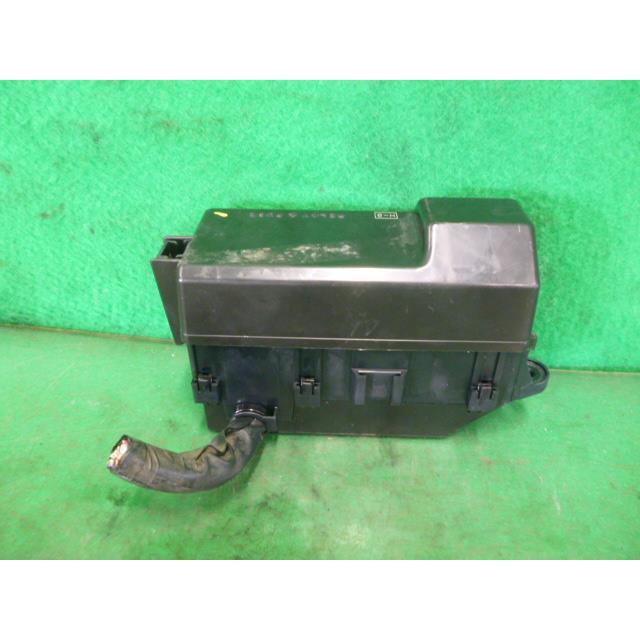 タウンエース DBF-S412M ヒューズボックス : Shirato Auto Parts