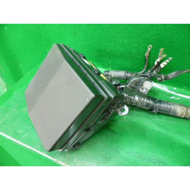 デリカD5 DBA-CV4W ヒューズボックス : Shirato Auto Parts - 通販