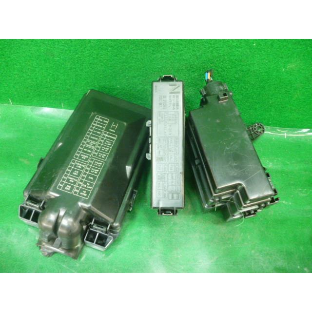 フーガ DBA-Y51 ヒューズボックス : Shirato Auto Parts - 通販 フーガ DBA-Y51 ヒューズボックス : Shirato Auto Parts - 通販