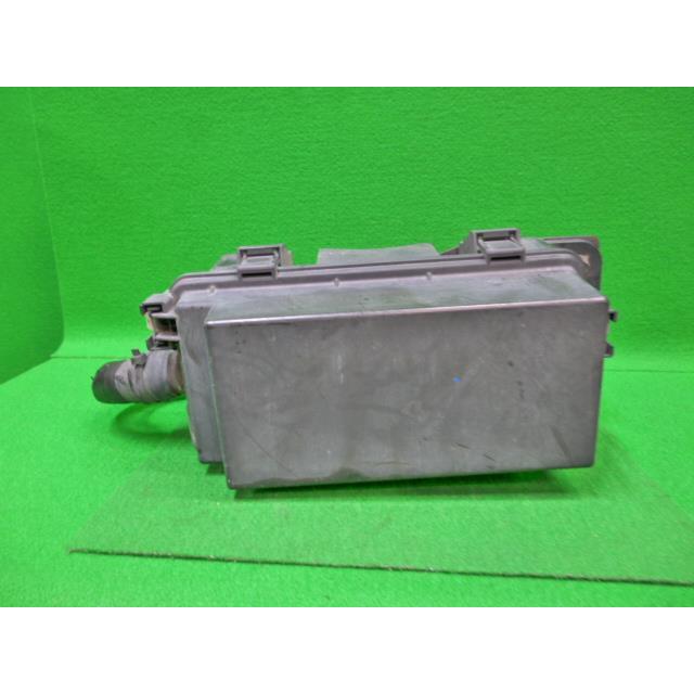 アトラス PKG-SZ2F24 ヒューズボックス : Shirato Auto Parts アトラス PKG-SZ2F24 ヒューズボックス : Shirato Auto Parts
