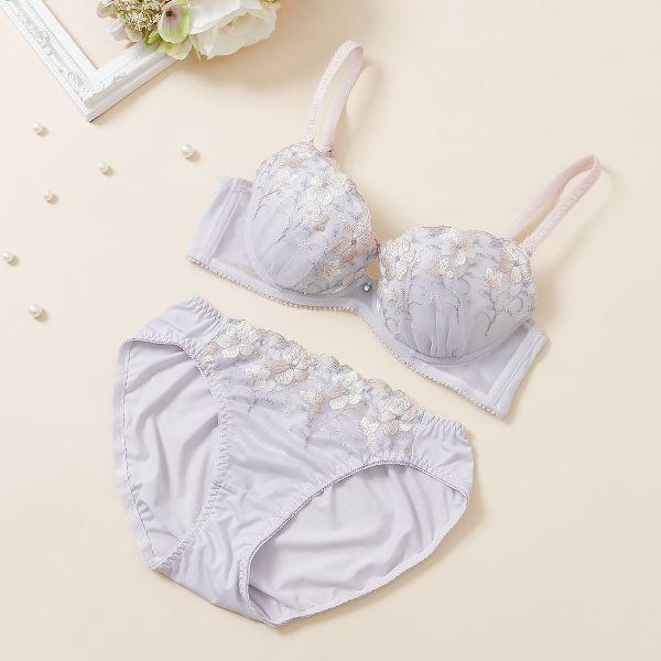 トレフル刺繍ブラジャーショーツセット ホワイト 【公式通販】