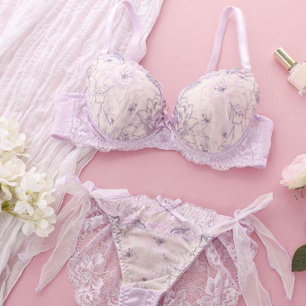 ホワイト レース付きブラジャー＆ショーツ Sサイズ ホワイト レース付きブラジャー＆ショーツ Sサイズ レース ブラ