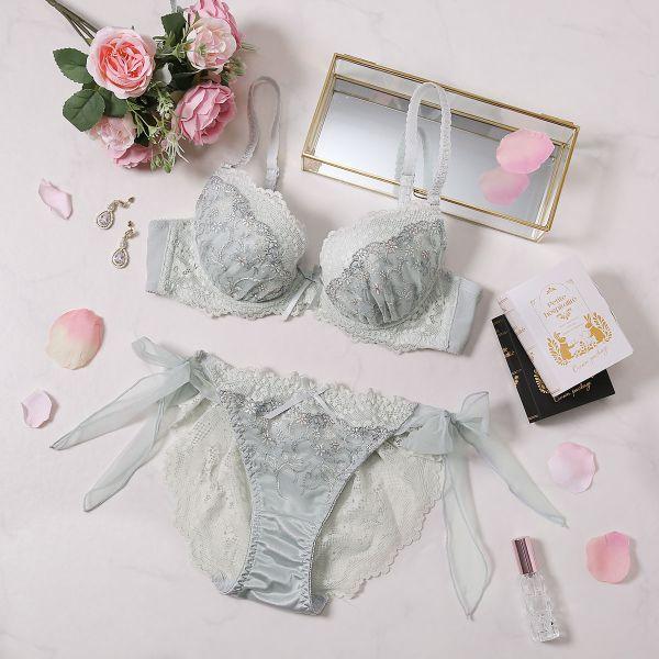 COCO Linge ココランジェ ミルキーソフトフラワー ブラジャー COCO Linge ココランジェ ミルキーソフトフラワー ブラジャー