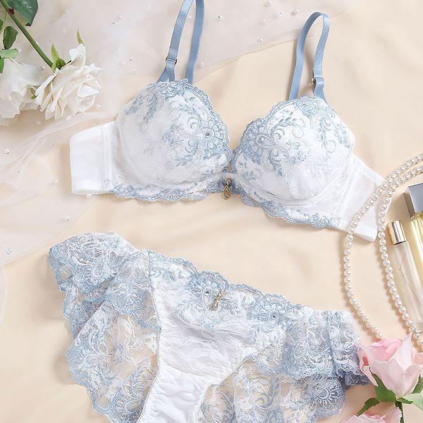 早い者勝ち❗️aubade ホワイトレースブラジャーショーツセット St.Audrey（セントオードリー） St.Audrey tiara トゥインクルブルーム