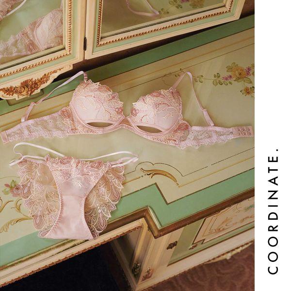 RAVIJOUR ラヴィジュール レーシーフェザー エンブレース