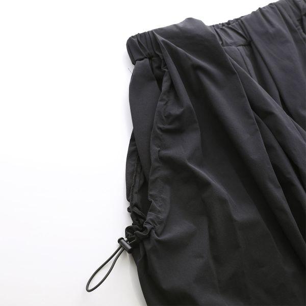 エミ eco ボリュームパラシュートパンツ 撥水 UVカット 接触冷感 emmiの画像