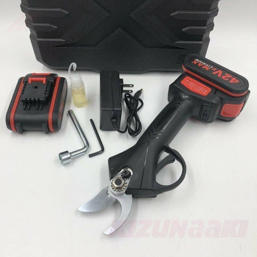 電動剪定ばさみ 充電式 剪定バサミ バッテリー2個付き マキタ18Vバッテリー対応 収納ケース付き 枝切り 切断直径30mm コードレス 軽量 剪定鋏 庭木 園芸用 電動剪定ばさみ 充電式 剪定バサミ バッテリー2個付き マキタ18Vバッテリー対応 収納ケース付き 枝切り 切断直径30mm コードレス 軽量 剪定鋏 庭木 園芸用