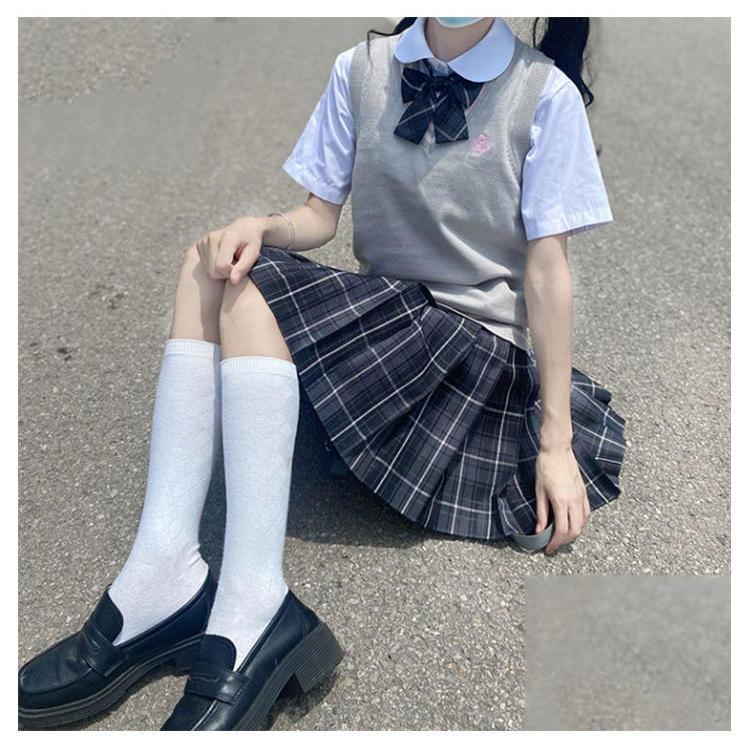 ニット ライン入り 女の子 ライン入り ギフト ニット 学生服 Vネック ベスト 制服 かわいい セーター 高校 高校生 中学 レディース ショート | ブランド登録なし | 12