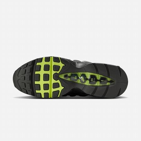 NIKE（ナイキ） HM4740-001 エアマックス95 OG ビッグバブル 