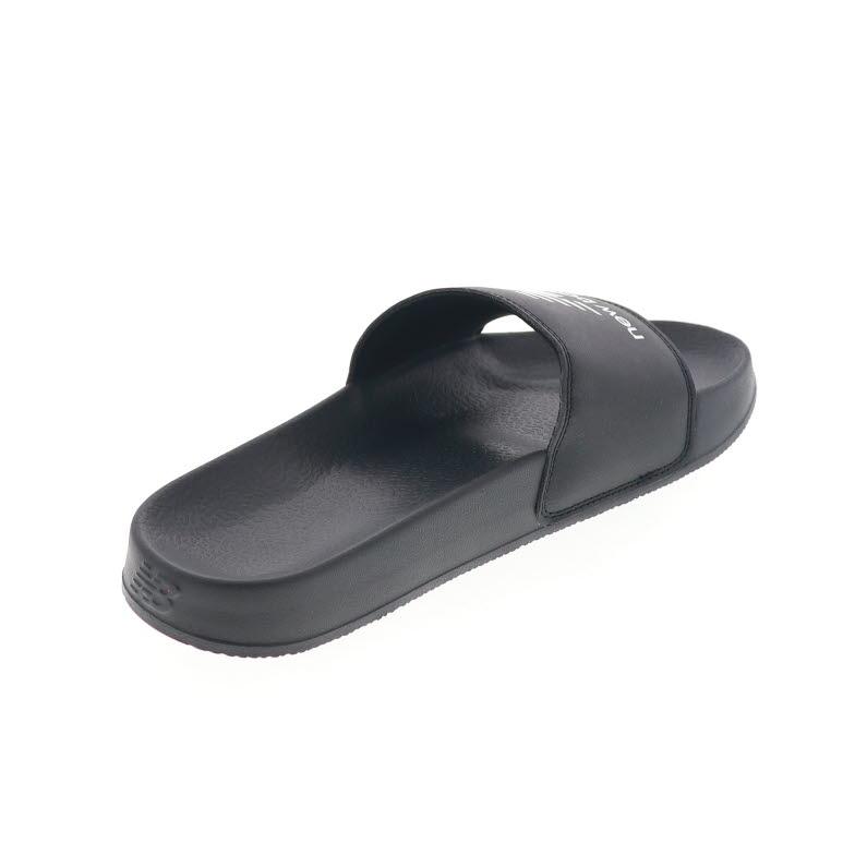 New Balance ブラック ビーチサンダル