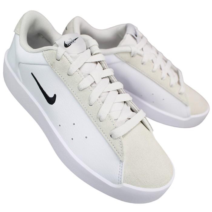 NIKE（ナイキ） スニーカー IM7529-101 ウィメンズ コートヘリテイジMS