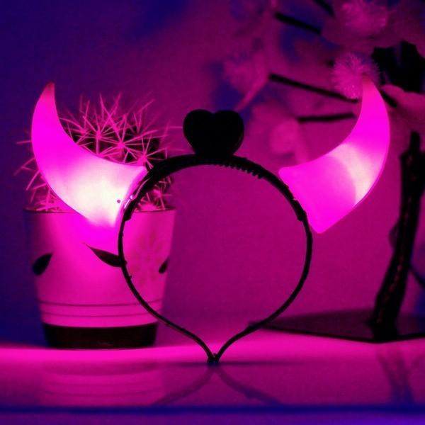 大注目！ディズニー 公式 ハロウィン カチューシャ セット 光る！ 大