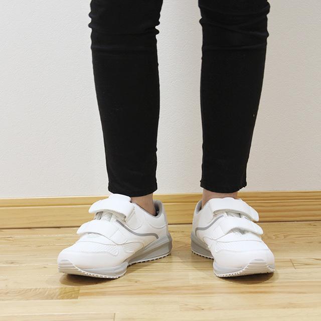 ハイパーV #007 滑らない靴 日進ゴム 滑りにくい靴 耐滑 耐油 軽量