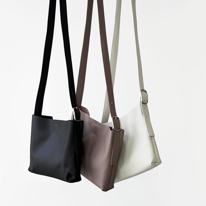 ATELIER 4.5 アトリエ レザー ショルダー バッグ A-006 SHOULDER BAG