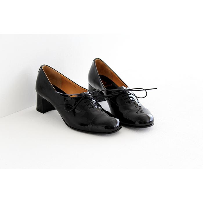 chausser ショセ レースアップパンプス C-2185 black enamel