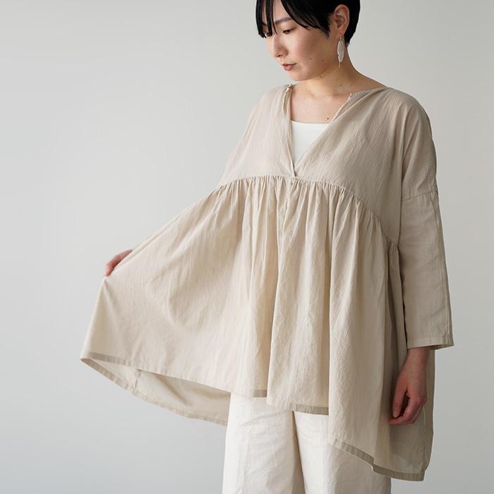 evam eva（エヴァムエヴァ） プルオーバー ボタニカルダイプルオーバー 
