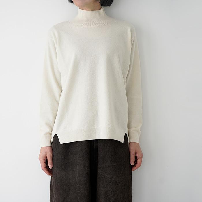 evam eva（エヴァムエヴァ） wool turtleneck ウール タートルネック