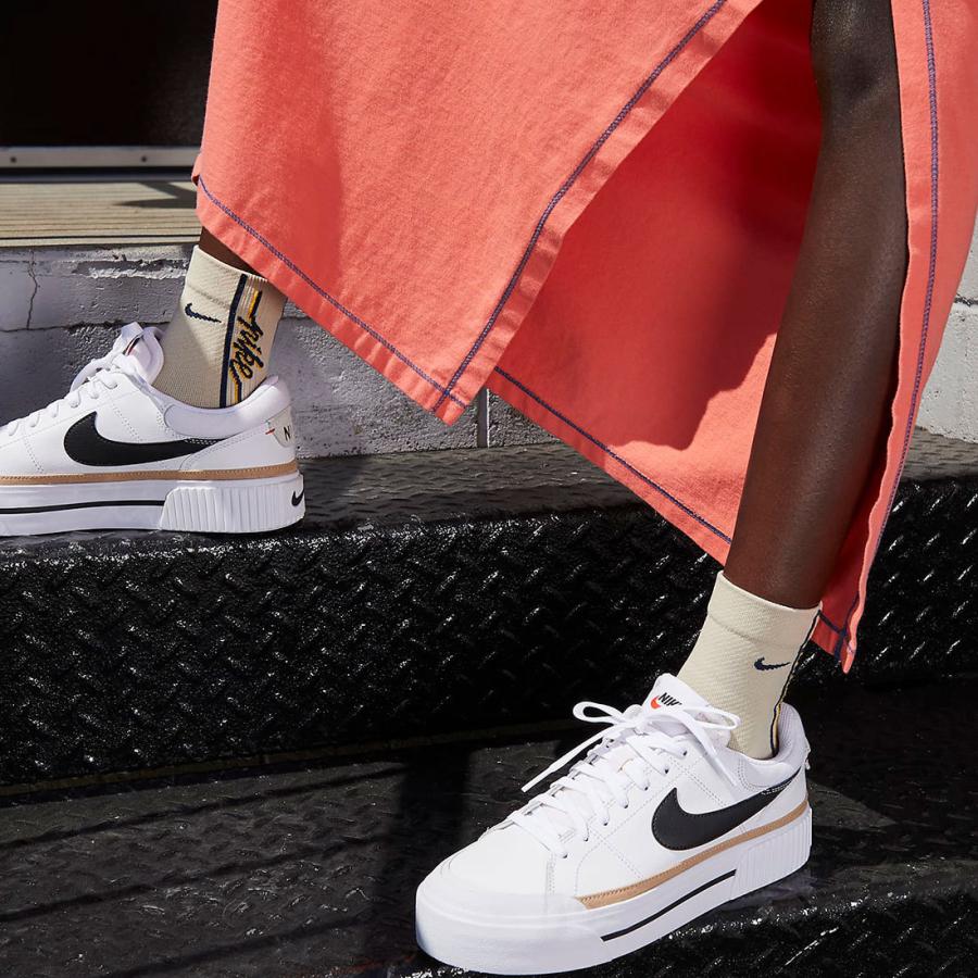 ナイキ コート レガシー リフト NIKE W COURT LEGACY LIFT ホワイト