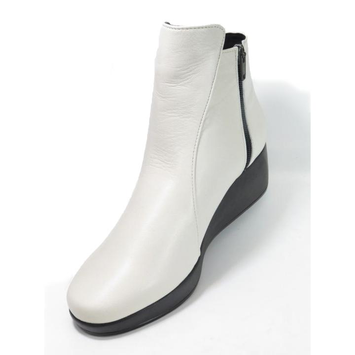 FIZZ REEN ホワイト レザー メッシュ ジッパーブーツ FIZZ REEN ホワイト レザー メッシュ ジッパーブーツ