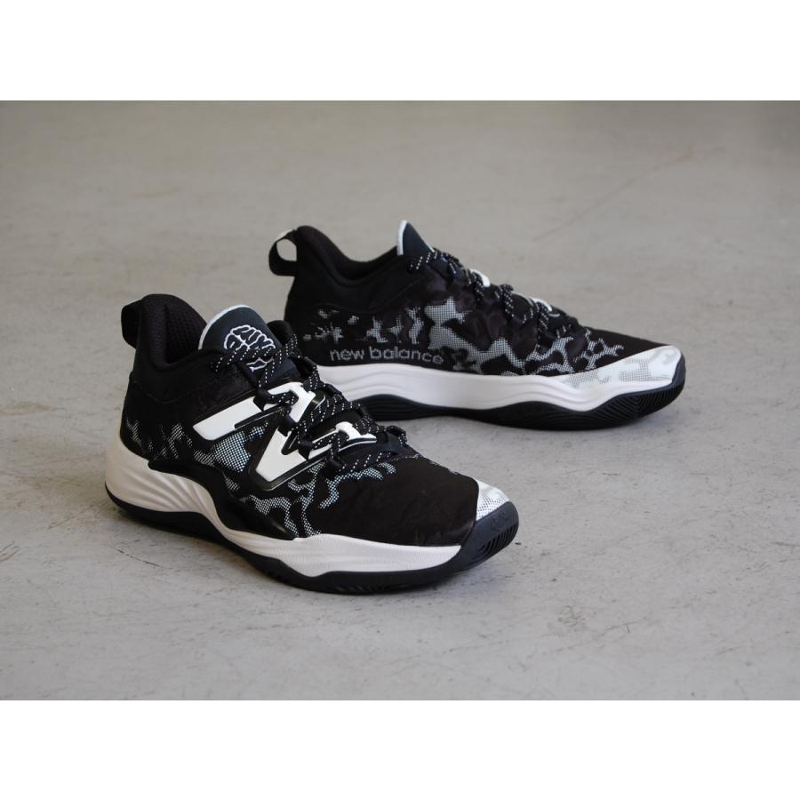 New Balance NEW BALANCE TWO WXY V3 Black/White New Balance NEW BALANCE TWO WXY V3 Black/White