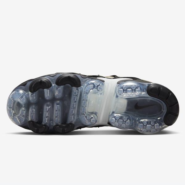 NIKE Air Vapormax Plus Rattan/White/Khaki/Black ナイキ エア NIKE Air Vapormax Plus Rattan/White/Khaki/Black ナイキ エア