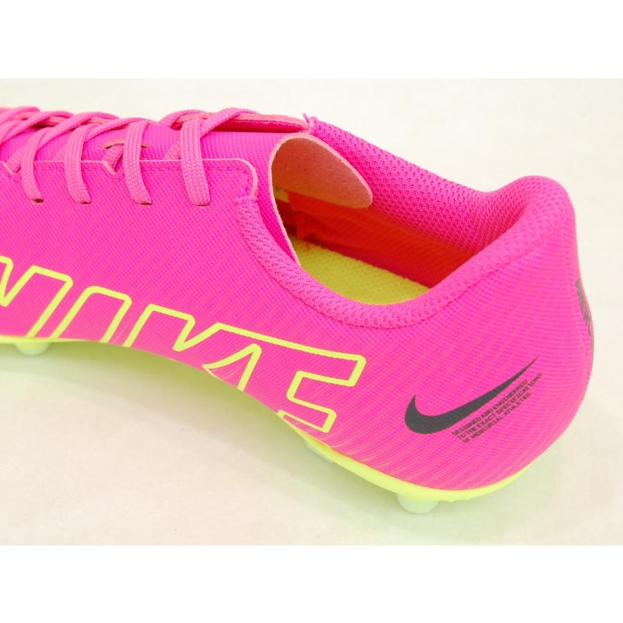 NIKE Jr Mercurial Vapor 15 Club FG/MG Pink Blast/Volt NIKE Jr Mercurial Vapor 15 Club FG/MG Pink Blast/Volt