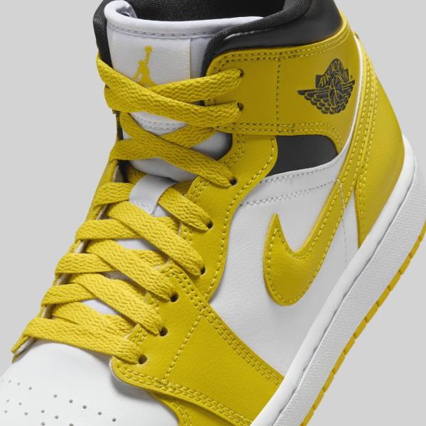 エア ジョーダン 1 NIKE Wmns Air Jordan Mid White/Vivid エア ジョーダン 1 NIKE Wmns Air Jordan Mid White/Vivid